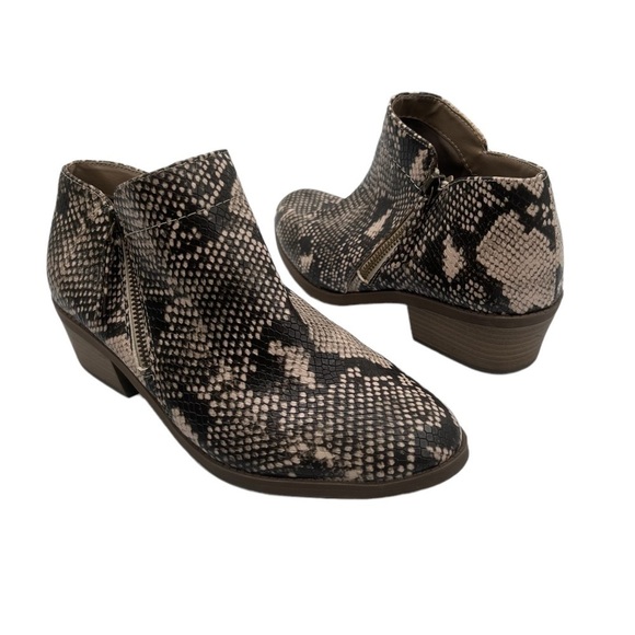 Time And Tru Brown Cream Snakeskin Print Ankle Booties Size 8 1/2 Women's - Picture 1 of 9